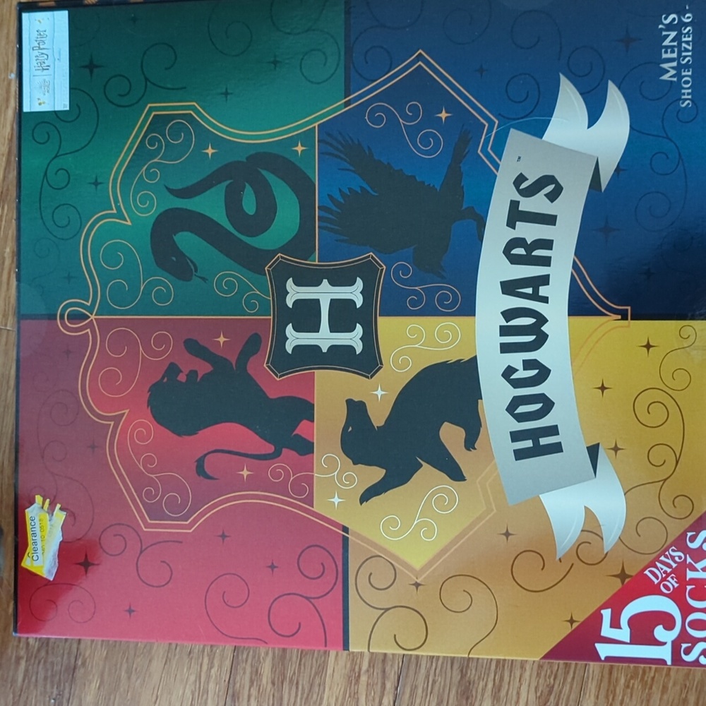 Hogwarts Harry Potter 15 socks gift box new